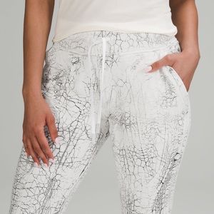 NWT Warm Down Jogger 7/8 length